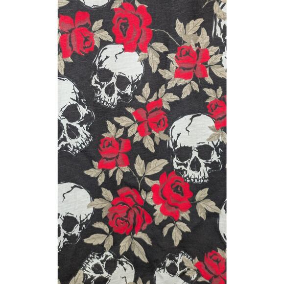 WXYZ Mens T-Shirt Large Black Red Skull Rose Allover Graphic Pocket Punk Rock - Picture 4 of 8